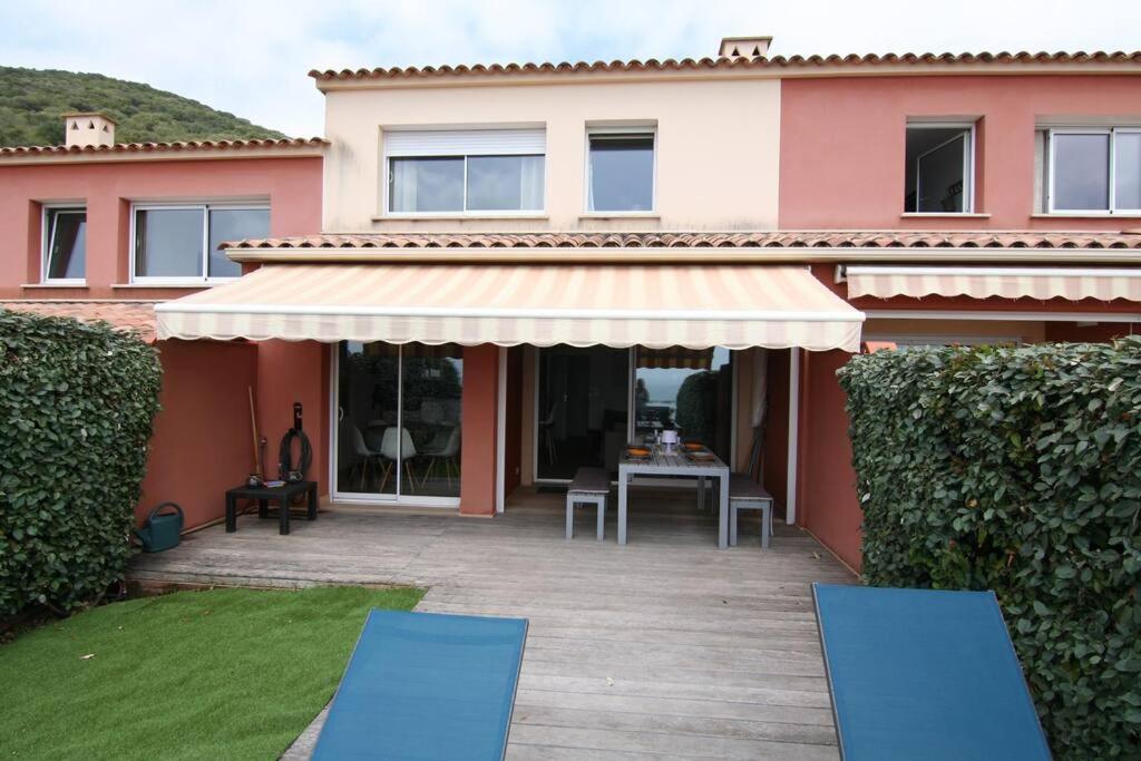 Ajaccio Maison Bord De Mer Dans Residence Avec Piscine エクステリア 写真